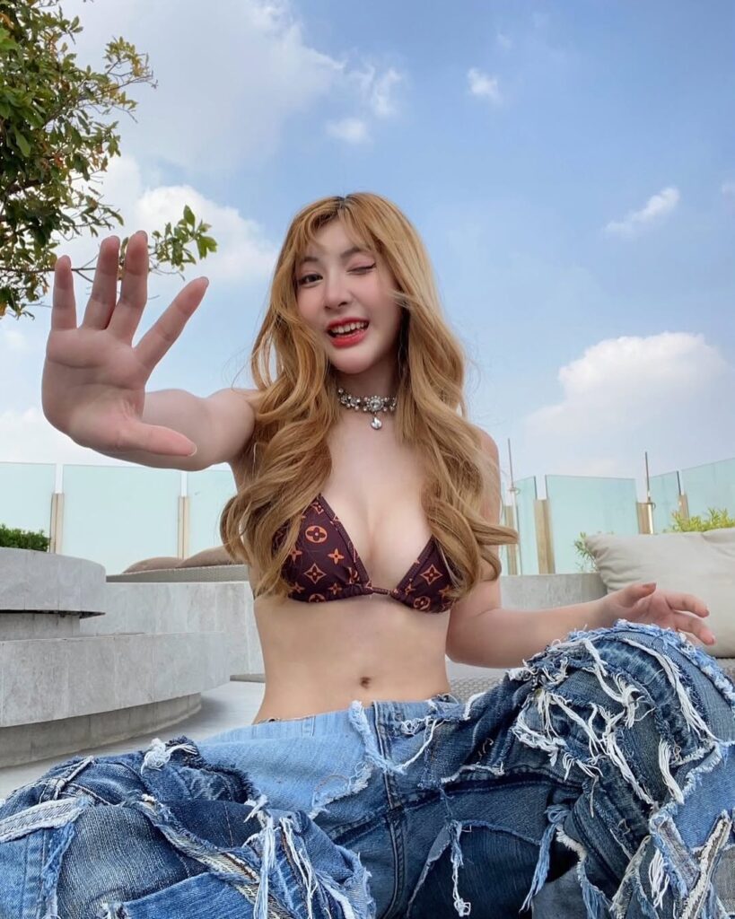 จี๊ดจ๊าด